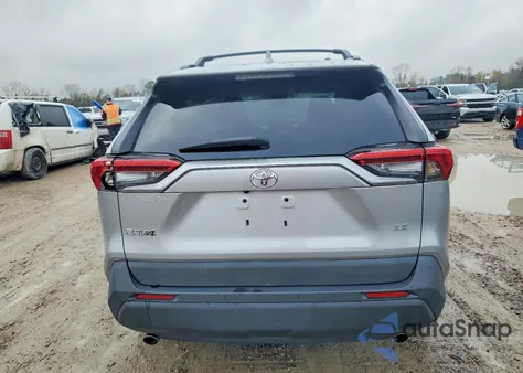 2021 Toyota Rav4 Le z USA, uszkodzony, nr VIN 2T3H1RFV0MC146215